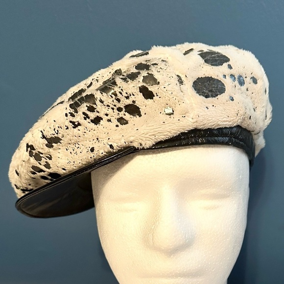 Vintage PLATANIA Italy Womens Newsboy Hat Faux Fur Black &Ivory Spotted Ink blot main image 5